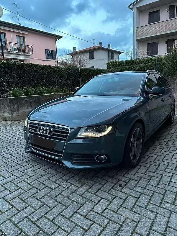 Usata Audi A4 140 CV (102 kW) 2009 Grigio Station wagon