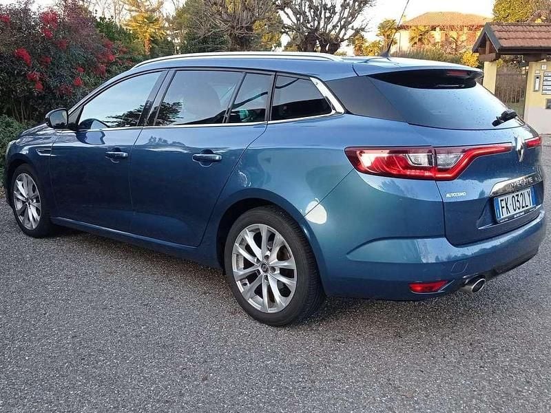 Usata Renault Mégane IV Intens 110 CV (80 kW) 2017 Blu/azzurro Station wagon