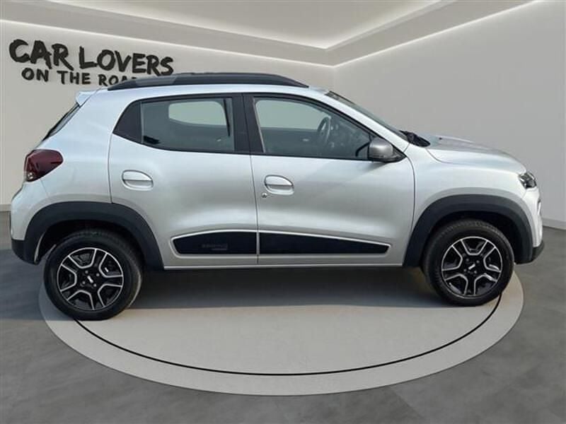 Usata Dacia Spring Comfort 33 kW (45 CV) 2023 Grigio chiaro Utilitaria