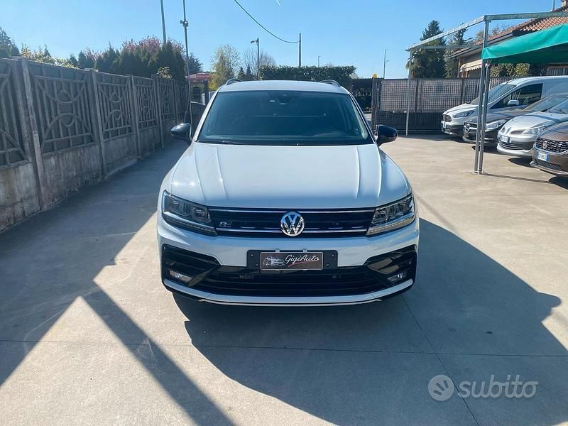 Usata VW Tiguan R-line 150 CV (110 kW) 2019 Bianco SUV