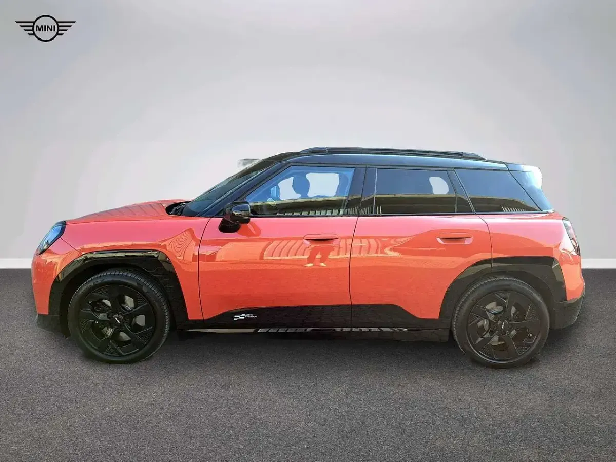 Nuova Mini Aceman 135 kW (184 CV) 2026 Rosso SUV