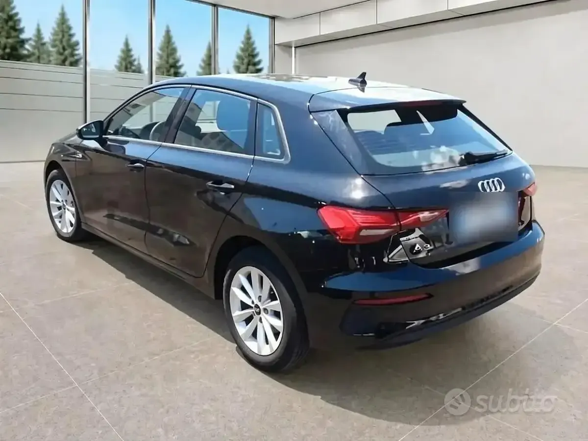 Usata Audi A3 150 CV (110 kW) 2024 Nero Berlina