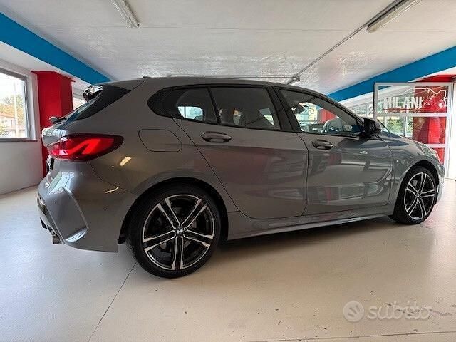 Usata BMW 120 M Sport 190 CV (139 kW) 2024 Grigio Utilitaria