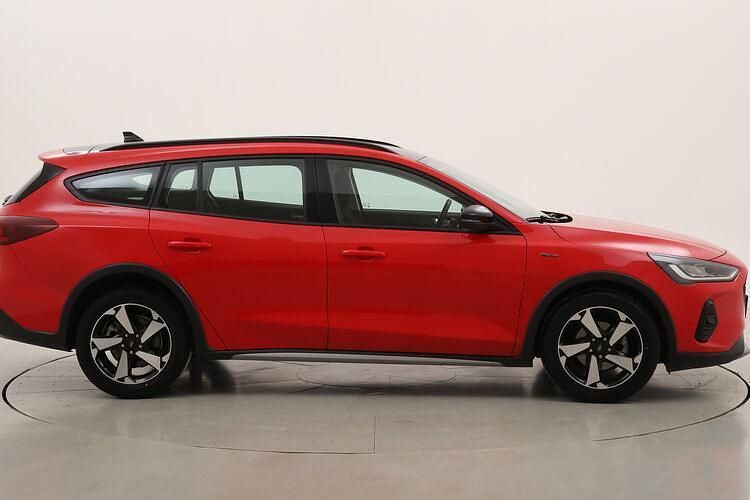 Usata Ford Focus Active 125 CV (91 kW) 2022 Rosso Station wagon