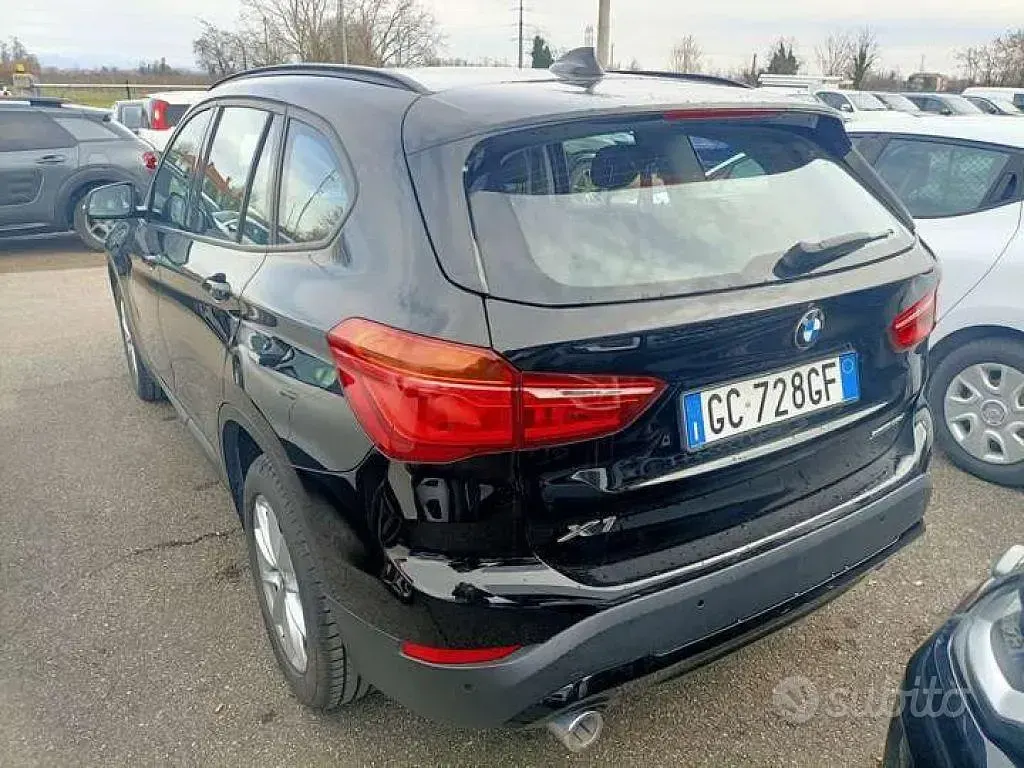 Usata BMW X1 Advantage 116 CV (85 kW) 2020 Nero SUV