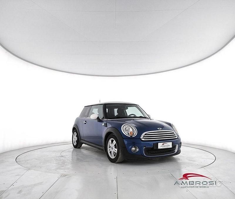 Usata Mini Cooper D 109 CV (80 kW) 2007 Blu Utilitaria