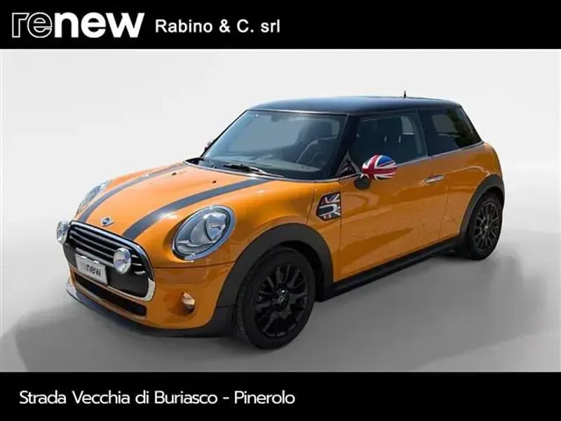 Usata Mini ONE 75 CV (55 kW) 2014 Arancione Utilitaria