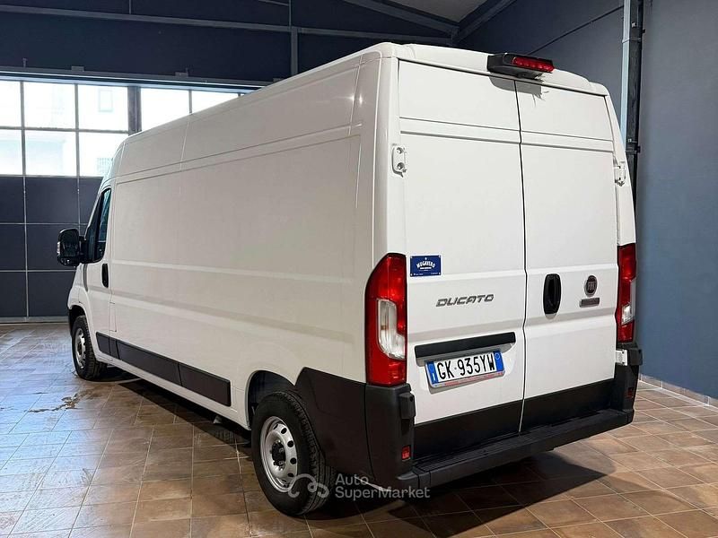 Usata Fiat Ducato 160 CV (117 kW) 2022 Bianco Furgone