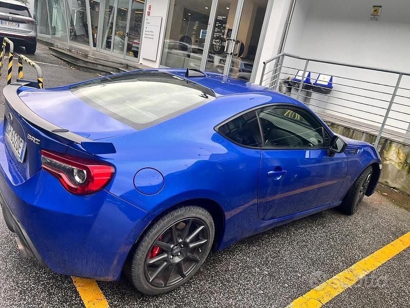 Usata Subaru BRZ 199 CV (146 kW) 2021 Blu Coupé