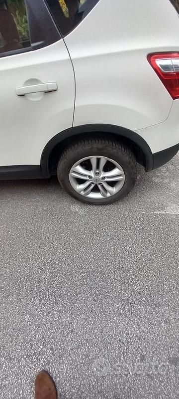 Usata Nissan Qashqai 110 CV (80 kW) 2012 Bianco SUV