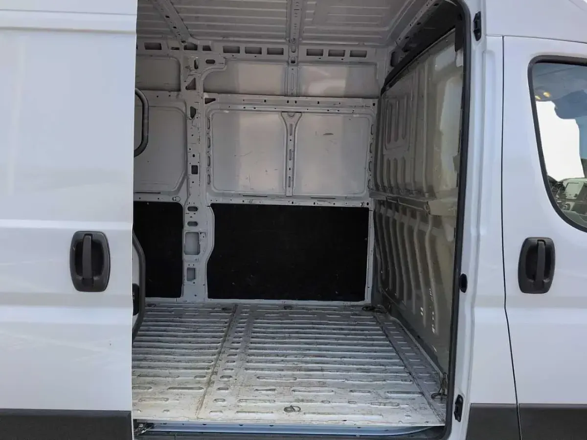 Usata Opel Movano S 140 CV (102 kW) 2024 Bianco Furgone