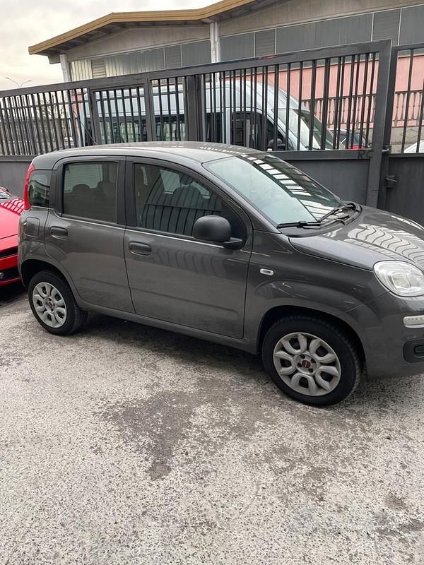 Usata Fiat Panda 2018 Grigio Utilitaria