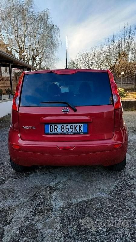 Usata Nissan Note 88 CV (64 kW) 2008 Rosso Monovolume