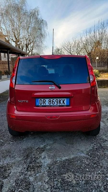 Usata Nissan Note 2008 Rosso Monovolume