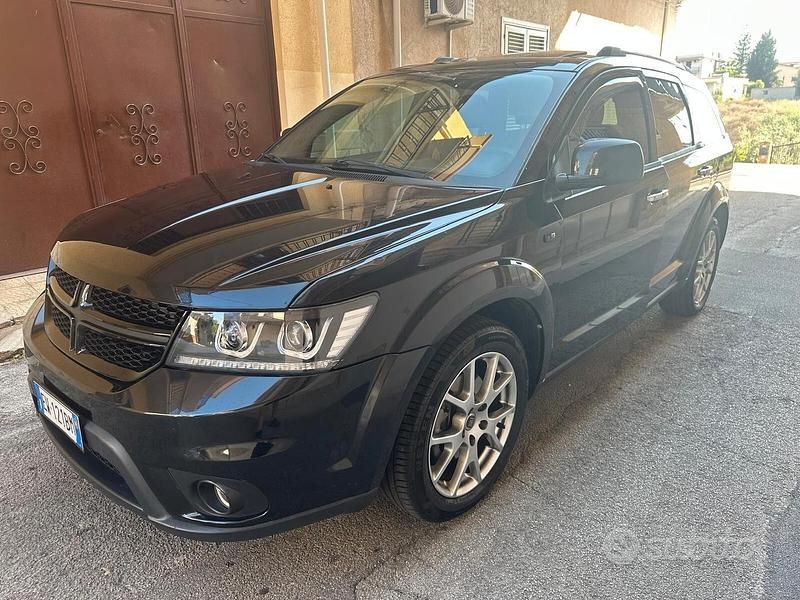 Usata Fiat Freemont 140 CV (102 kW) 2014 Nero SUV