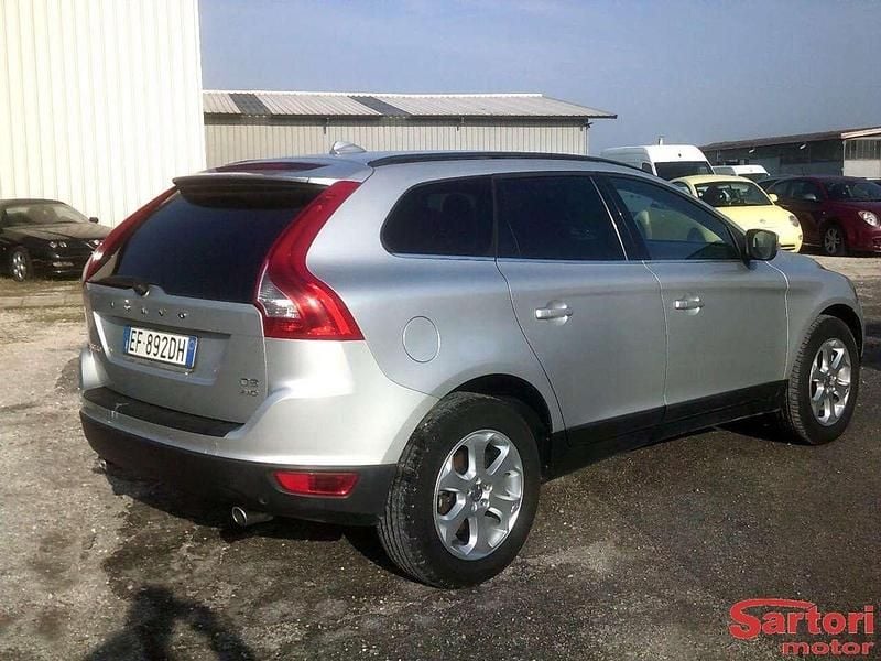 Usata Volvo XC60 205 CV (150 kW) 2010 Argento SUV
