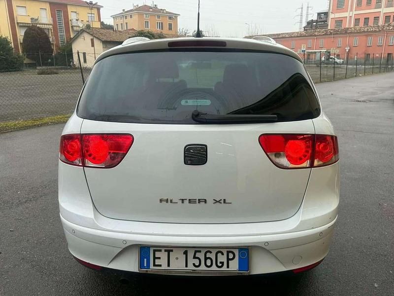 Usata Seat Altea XL Style 105 CV (77 kW) 2013 Bianco Monovolume