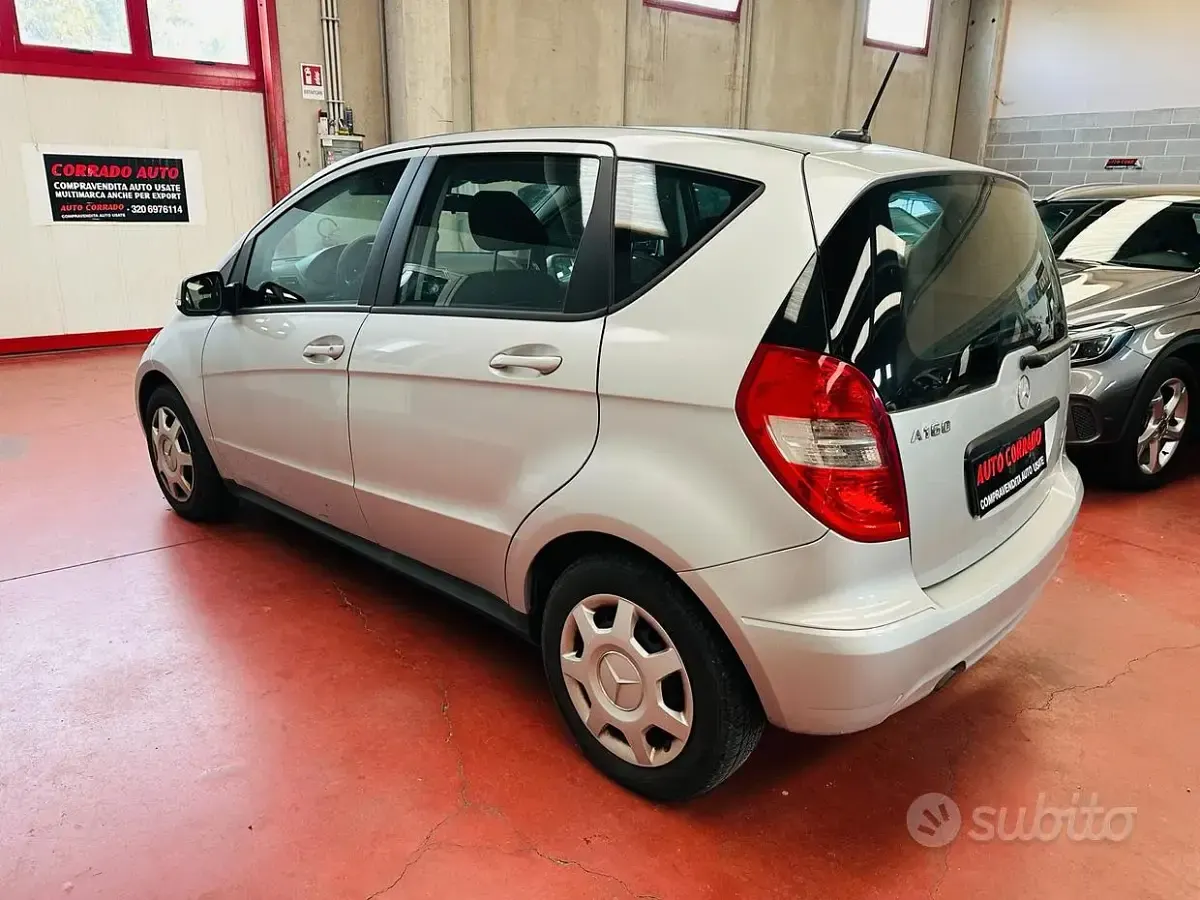 Usata Mercedes A160 95 CV (69 kW) 2010 Grigio Berlina