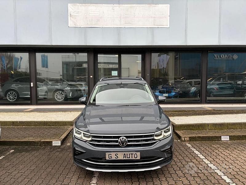 Usata VW Tiguan 150 CV (110 kW) 2022 Grigio SUV