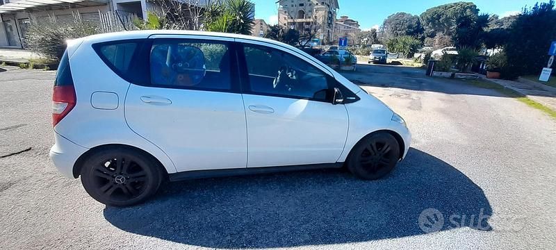 Usata Mercedes A160 95 CV (69 kW) 2009 Bianco Berlina
