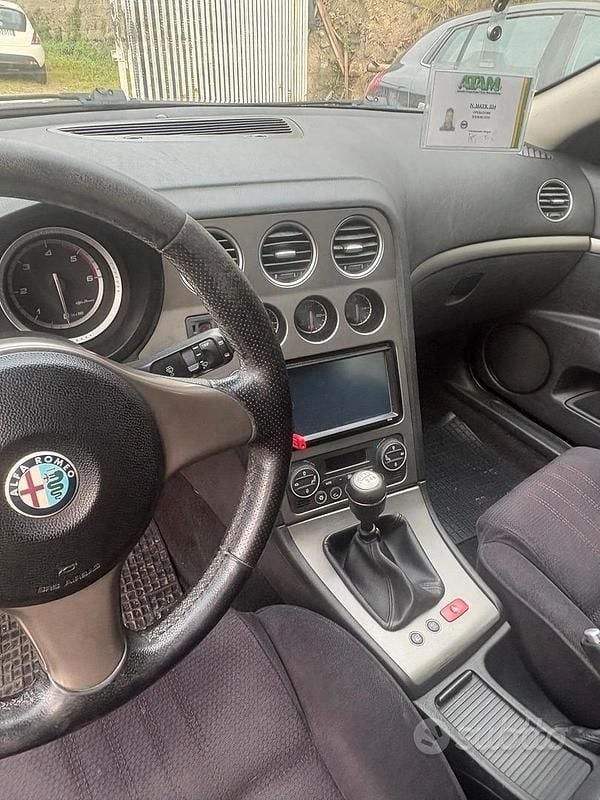 Usata Alfa Romeo 159 150 CV (110 kW) 2008 Grigio Berlina
