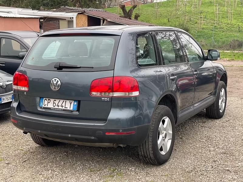 Usata VW Touareg R 174 CV (127 kW) 2005 Verde SUV