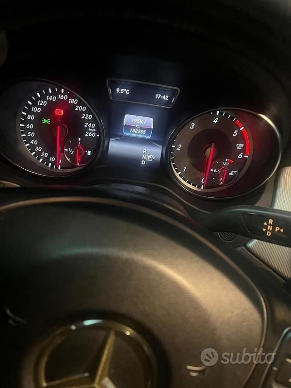 Usata Mercedes GLA200 Executive 2017 Nero SUV