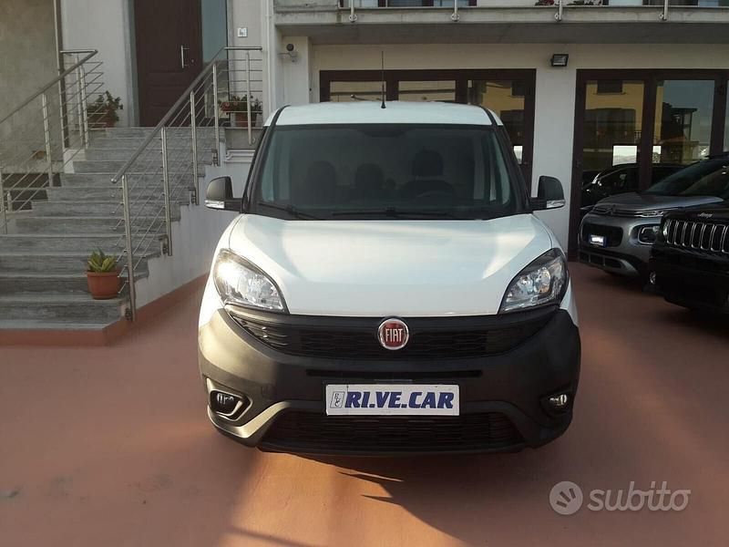 Bianco Usata 2021 Fiat Doblò S Monovolume | 11.500 € (Ottimo prezzo) - Immagine 1/4