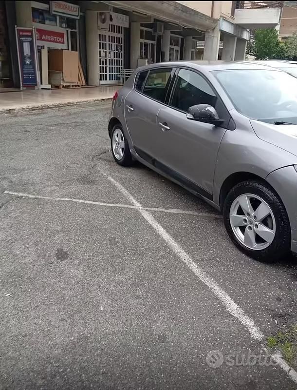 Usata Renault Mégane 110 CV (80 kW) 2009 Grigio Berlina