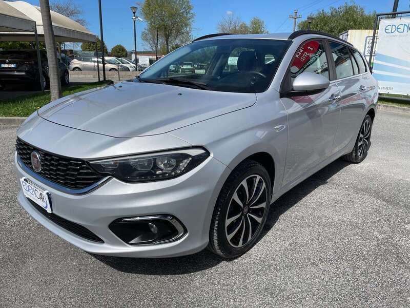 Usata Fiat Tipo Lounge 120 CV (88 kW) 2020 Argento Station wagon