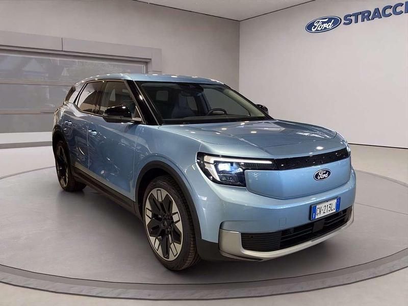 Usata Ford Explorer Extended Range 210 kW (286 CV) 2024 Azzurro metallizzato SUV