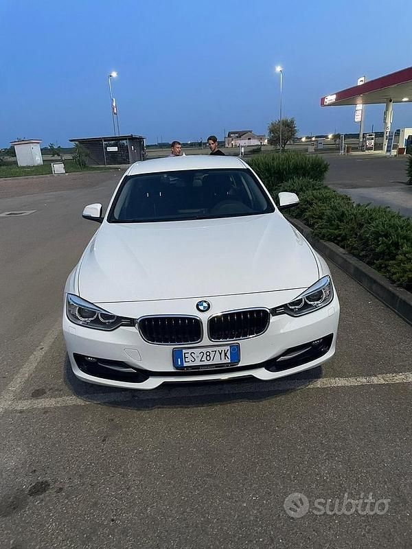 Usata BMW 316 Sport Line 116 CV (85 kW) 2014 Station wagon