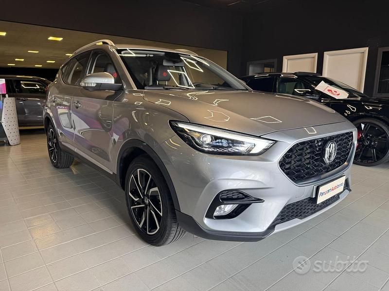 Usata MG ZS Luxury 106 CV (77 kW) 2023 Bianco Berlina
