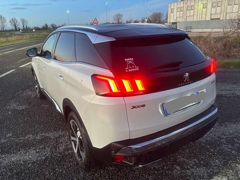 Usata Peugeot 3008 Allure 130 CV (95 kW) 2017 Bianco SUV