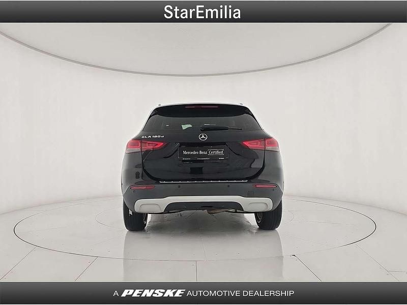 Usata Mercedes GLB180 Business 116 CV (85 kW) 2023 Nero SUV