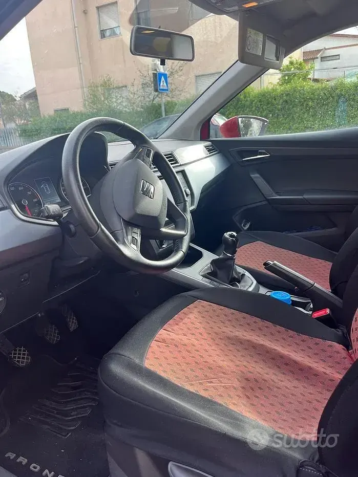 Usata Seat Arona 90 CV (66 kW) 2021 Rosso SUV