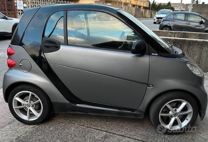 Usata Smart ForTwo Coupé 71 CV (52 kW) 2012 Utilitaria