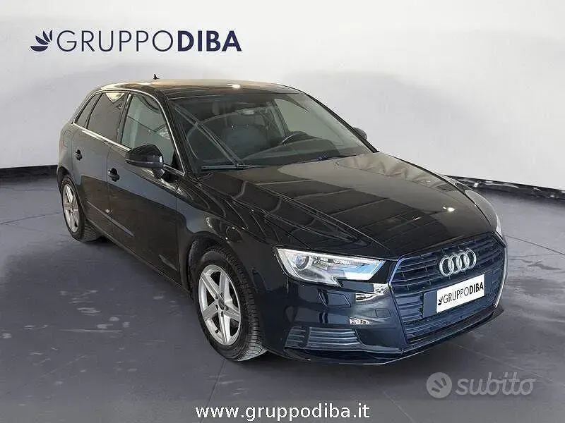 Usata Audi A3 Business 131 CV (96 kW) 2019 Nero Berlina