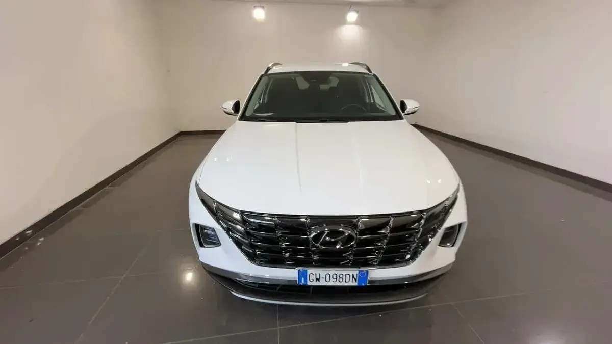 Usata Hyundai Tucson 137 CV (100 kW) 2024 Atlas white SUV