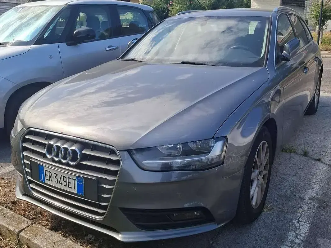 Usata Audi A4 Ambiente 143 CV (105 kW) 2013 Grigio Station wagon