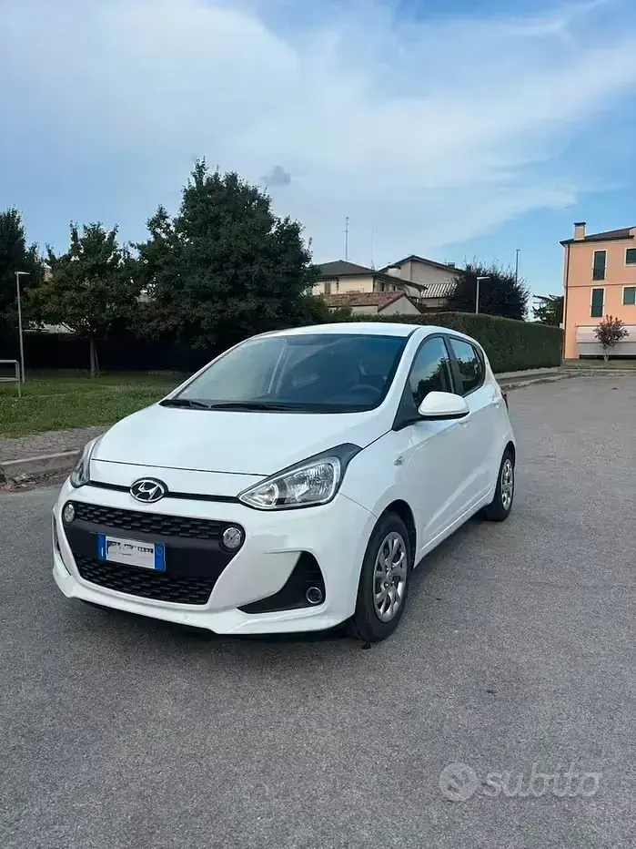 Usata Hyundai i10 Classic 67 CV (49 kW) 2017 Bianco Utilitaria
