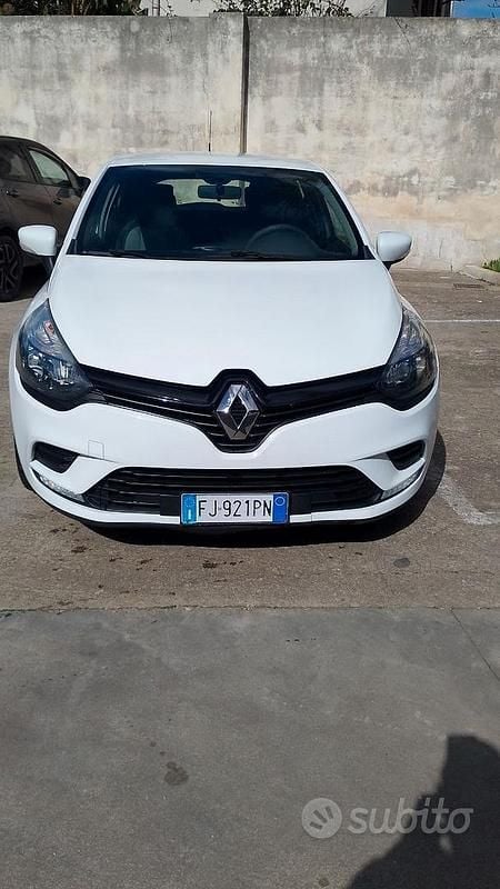 Usata Renault Clio Life 75 CV (55 kW) 2017 Bianco Utilitaria