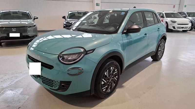 Usata Fiat 600 101 CV (74 kW) 2024 Azzurro acqua SUV