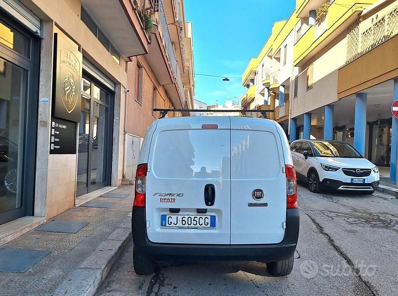 Usata Fiat Fiorino 95 CV (69 kW) 2022 Bianco Monovolume