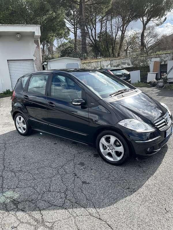 Usata Mercedes A180 Avantgarde 109 CV (80 kW) 2007 Nero Monovolume