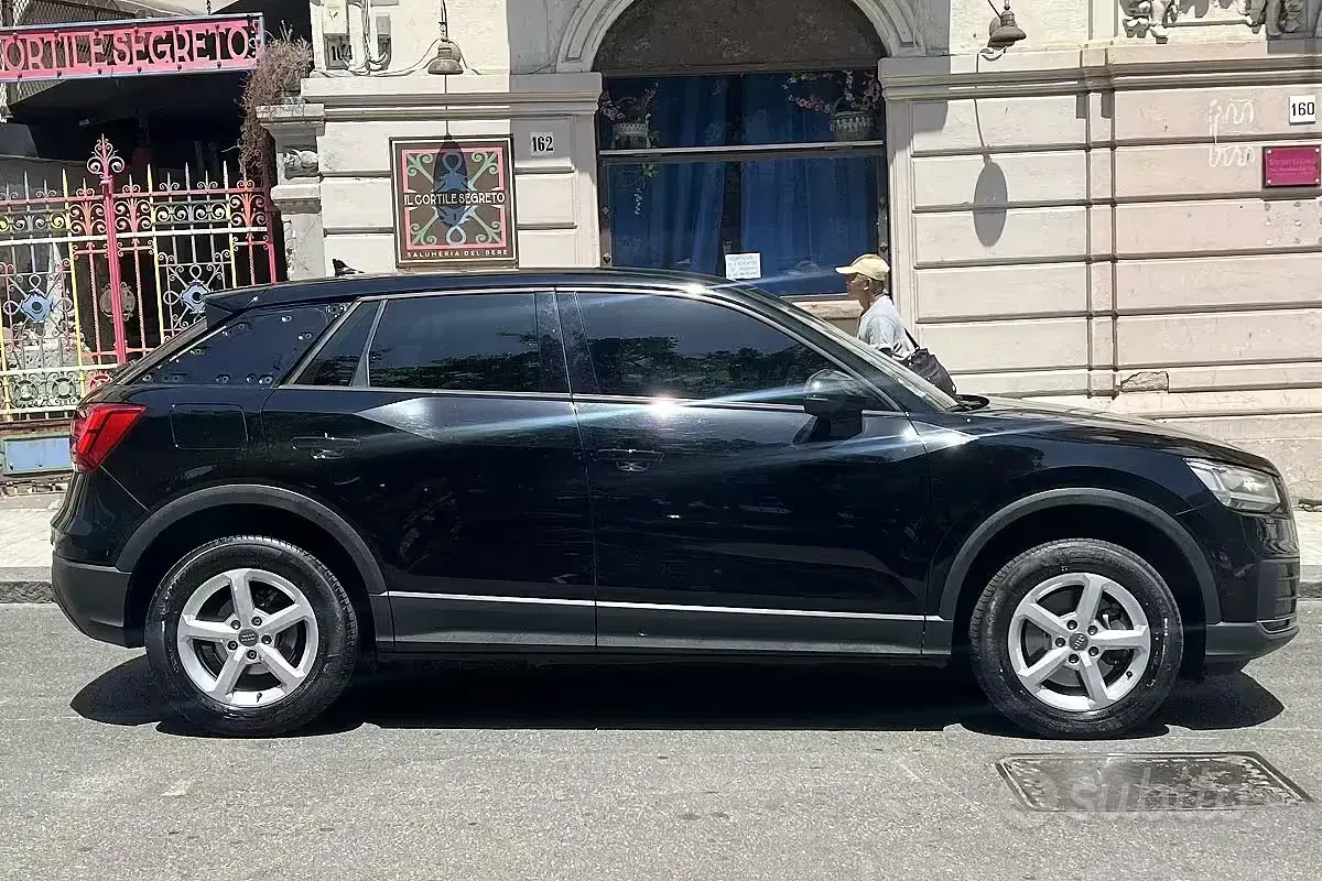 Usata Audi Q2 Ambiente 116 CV (85 kW) 2016 Nero SUV