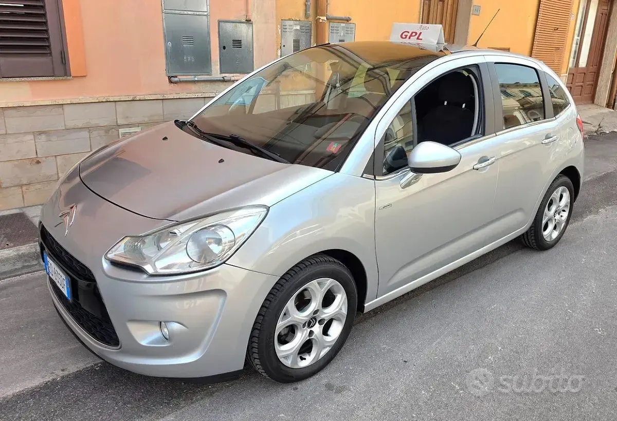 Usata Citroën C3 Exclusive 70 CV (51 kW) 2010 Grigio Utilitaria