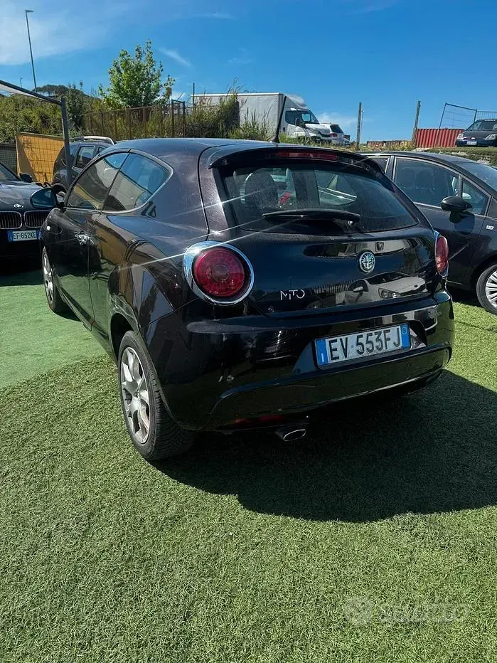 Usado Alfa Romeo MiTo 85 CV (62 kW) 2014 Negro Utilitario