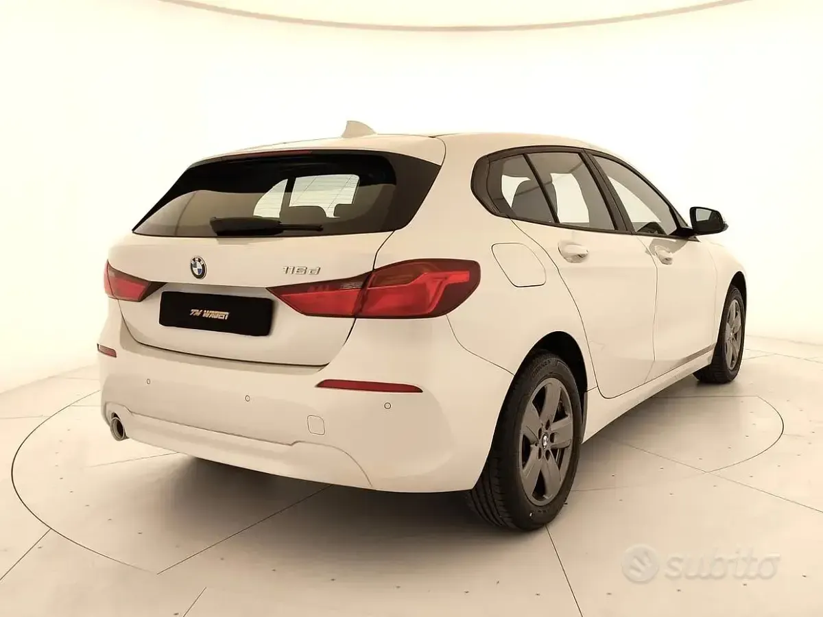 Usata BMW 116 Advantage 116 CV (85 kW) 2023 Bianco Utilitaria