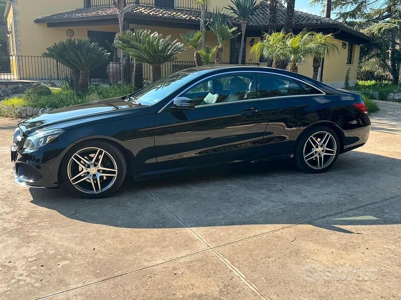 Usata Mercedes E250 AMG 170 CV (125 kW) 2015 Nero Coupé